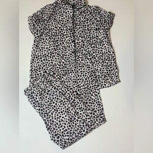 Kate Spade Black & Pink Cheetah Print Pajamas Short Sleeve Button Down Top Pants